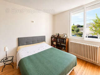 Maison viager occupe saintes 17100 - photo 4