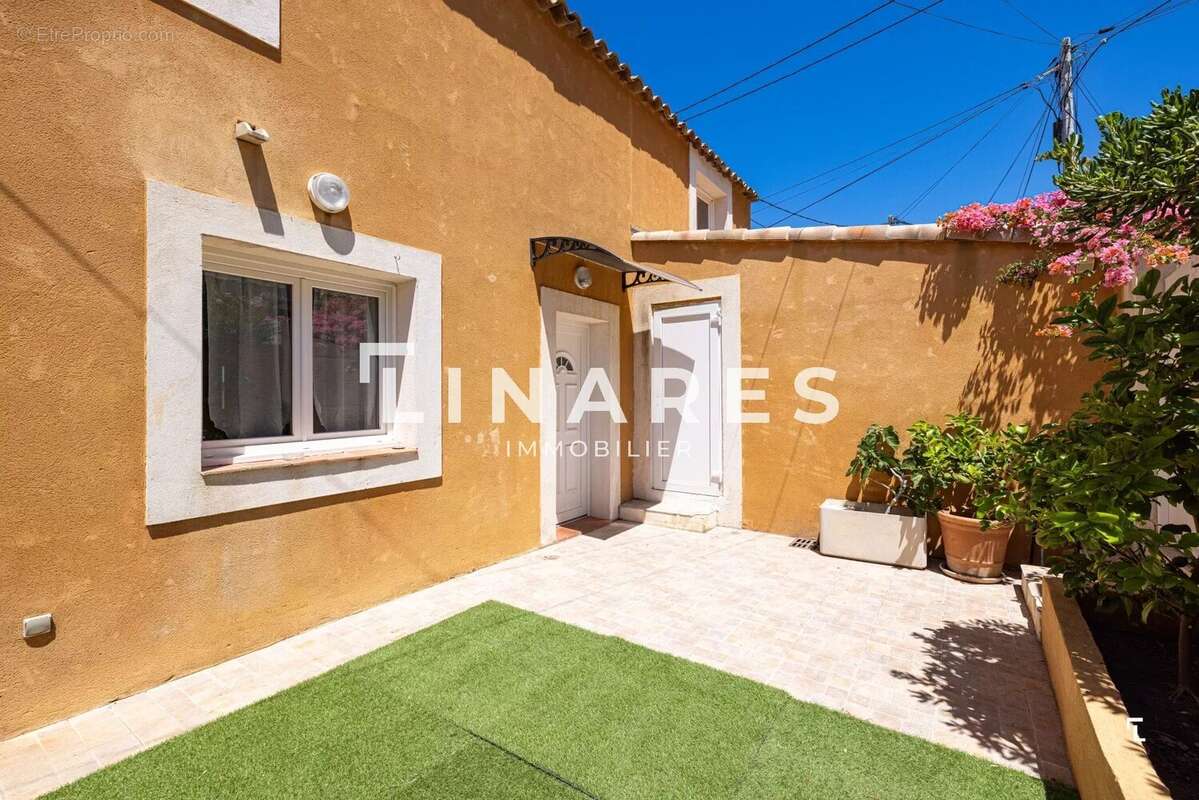 Appartement à MARSEILLE-8E