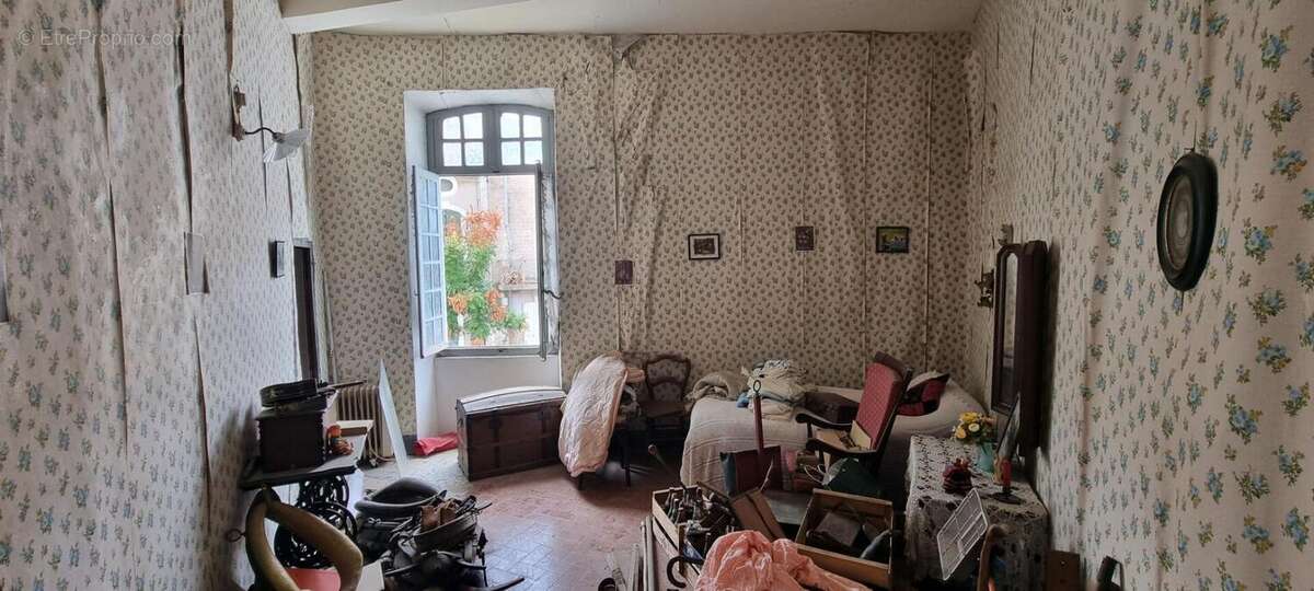 Maison à ALIGNAN-DU-VENT