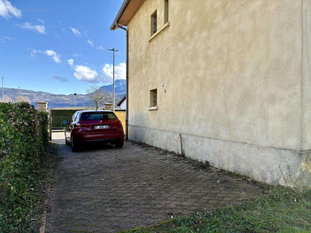 Maison 98 m² à Tullins  - photo 7