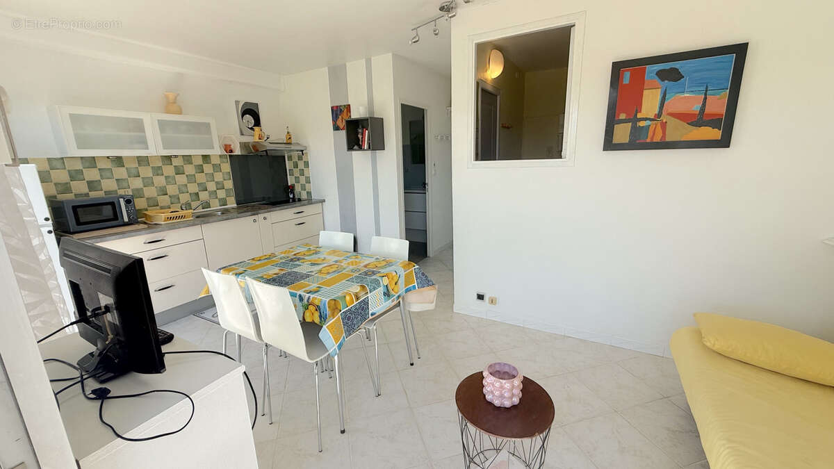 Appartement à CANDILLARGUES