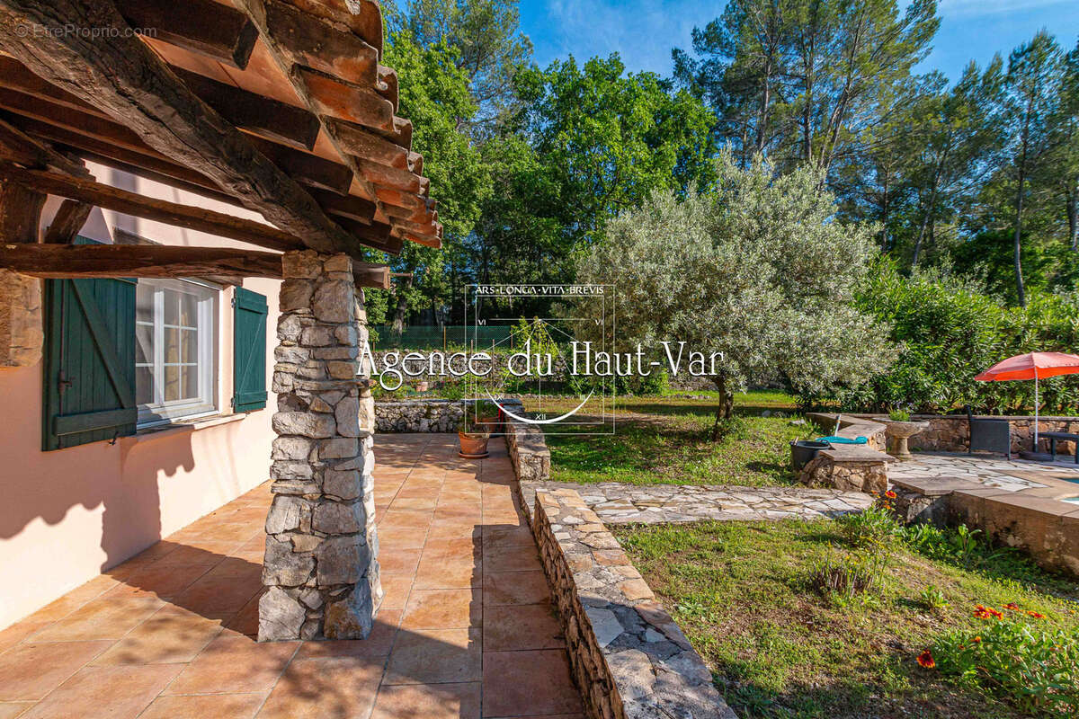 Maison à FAYENCE