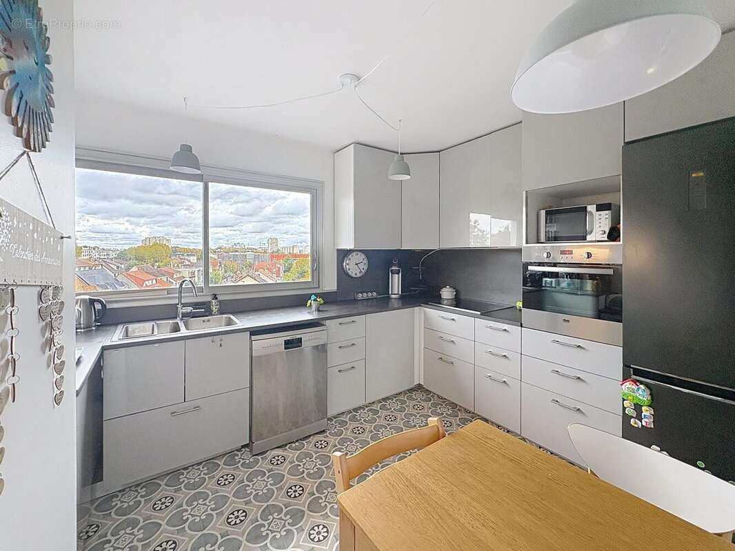 Appartement à CHEVILLY-LARUE