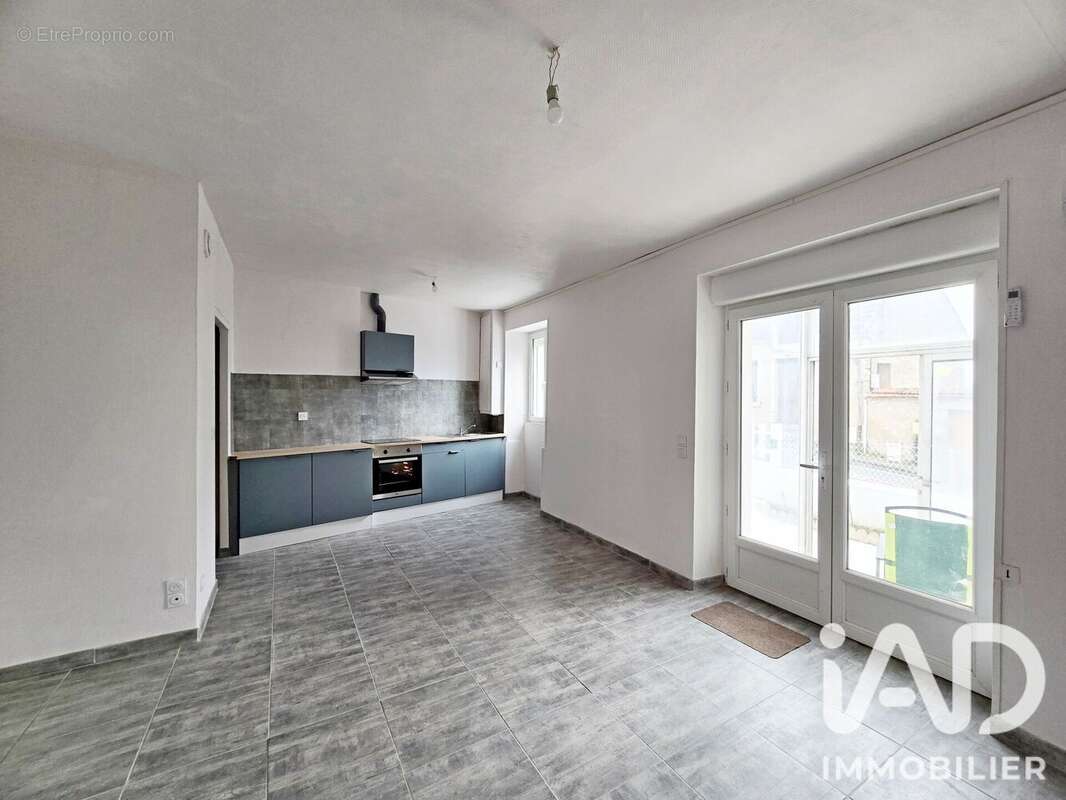 Maison 55 m² à Argenton-Sur-Creuse  - photo 3