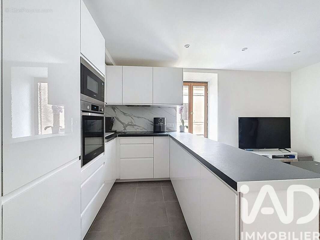 Photo 2 - Appartement à MONTLHERY