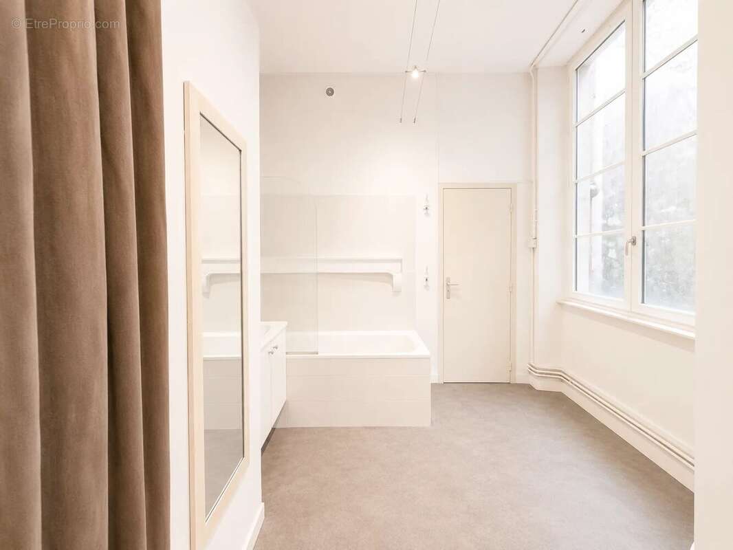 Appartement à LYON-1E