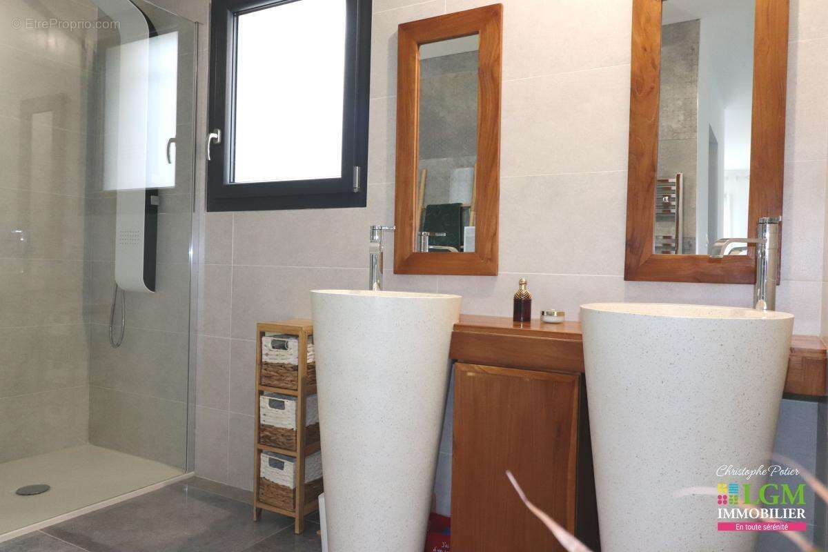 Maison à VAISON-LA-ROMAINE