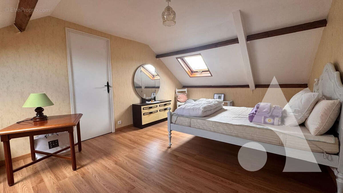 Maison à CREPY-EN-VALOIS