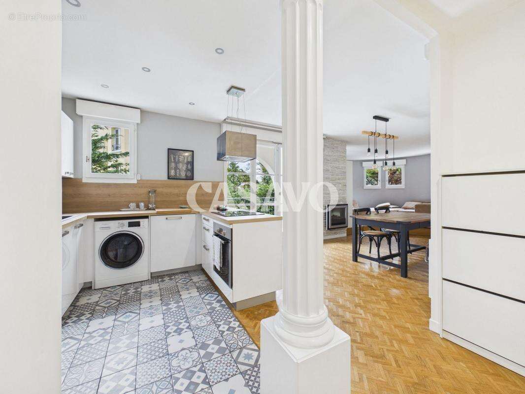 Appartement à LE PLESSIS-ROBINSON