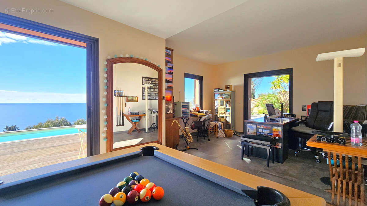 Maison à SAINT-RAPHAEL