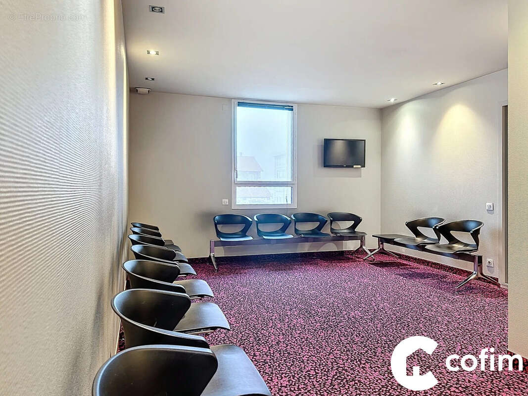 1er étage - Commerce à TARBES