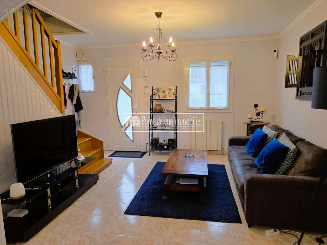 Maison à SAVIGNY-SUR-ORGE