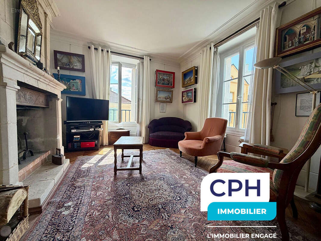 Splendide appartement 7 pièces à vendre à Versailles - Secteur Notre Dame - photo 2