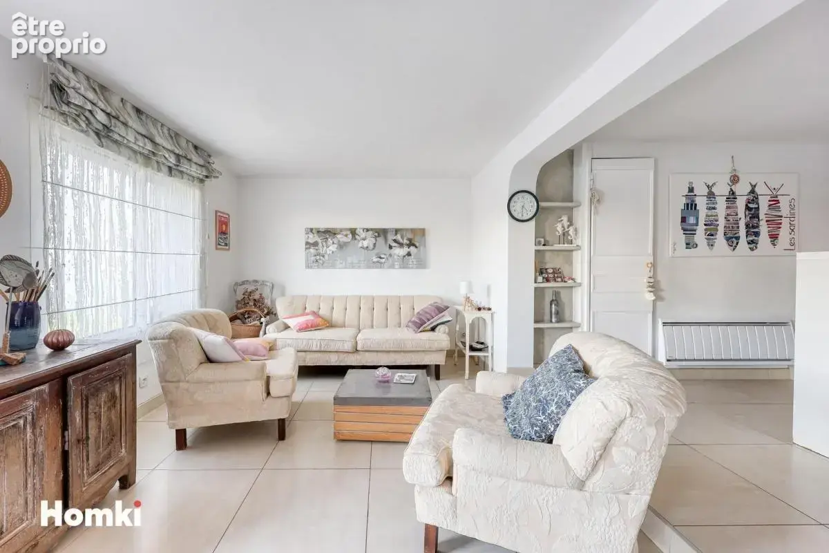 Maison/Villa T4 de 97 m² à Six-Fours-les-Plages 83140 - photo 6