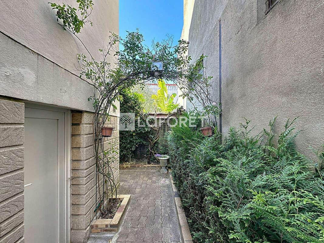 Maison à CHAMPIGNY-SUR-MARNE