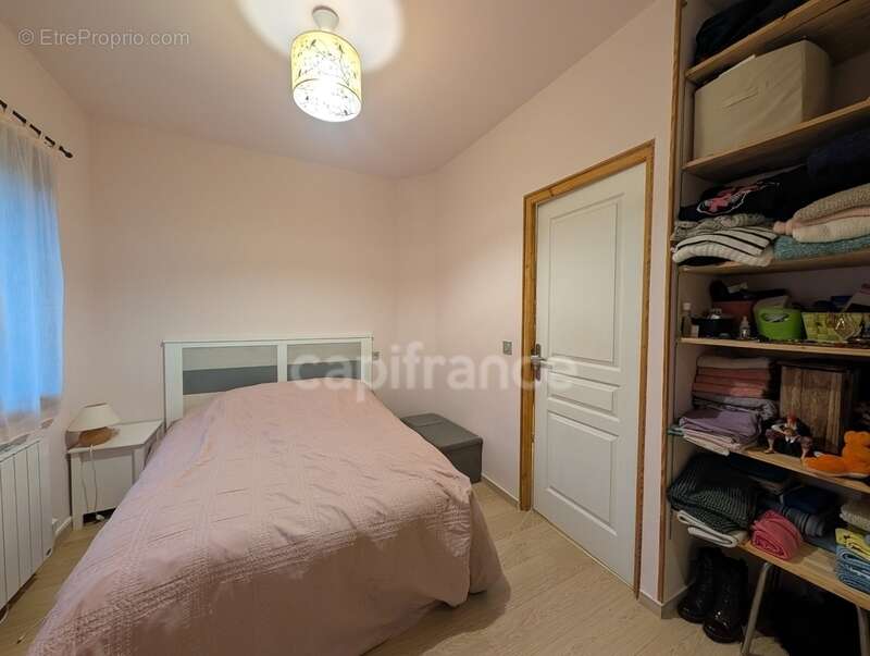 Appartement à DRUMETTAZ-CLARAFOND