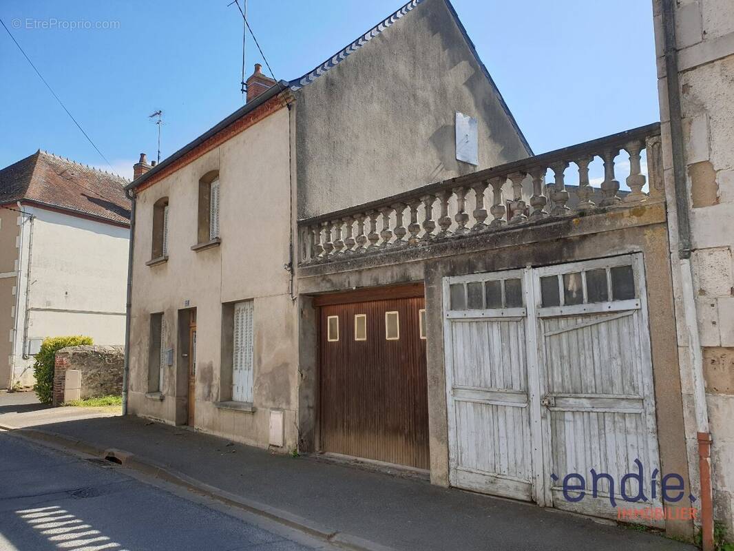 Maison à HURIEL