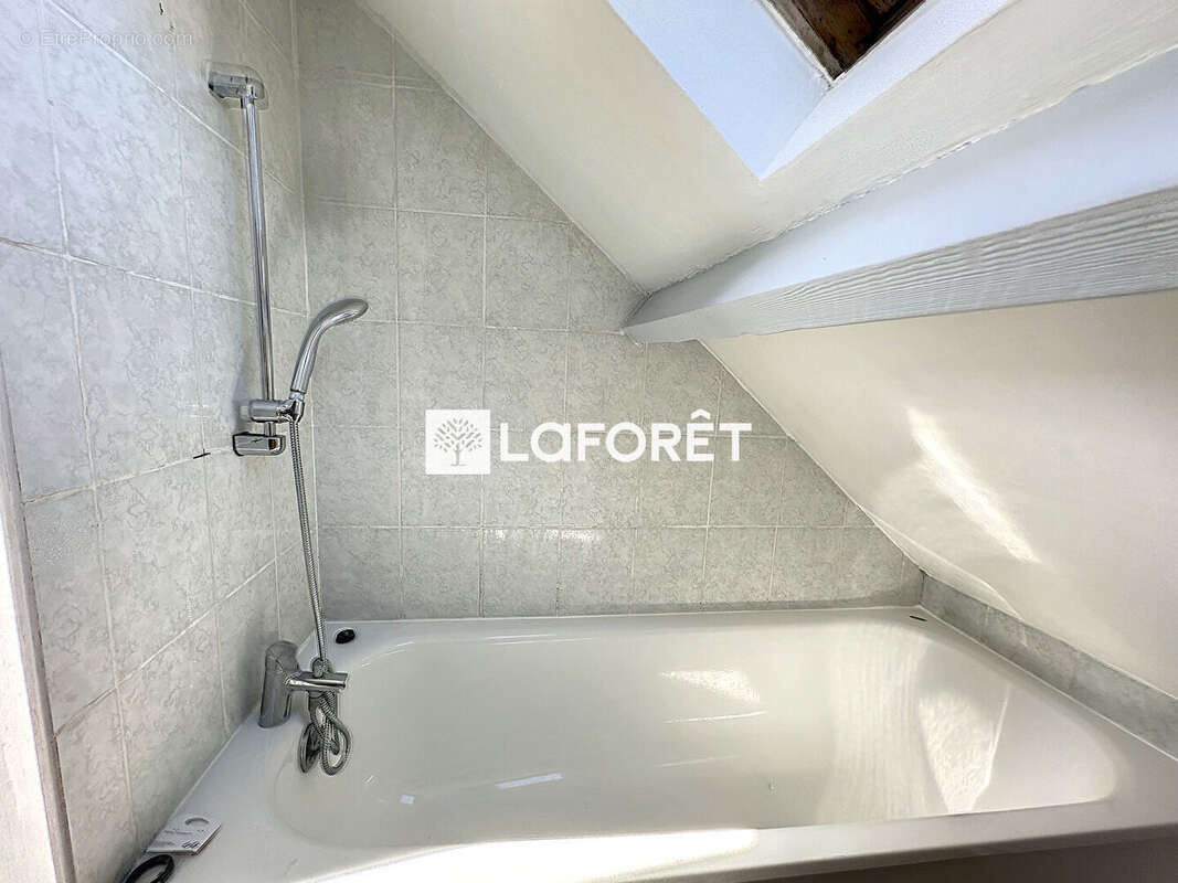 Maison à PETIT-COURONNE