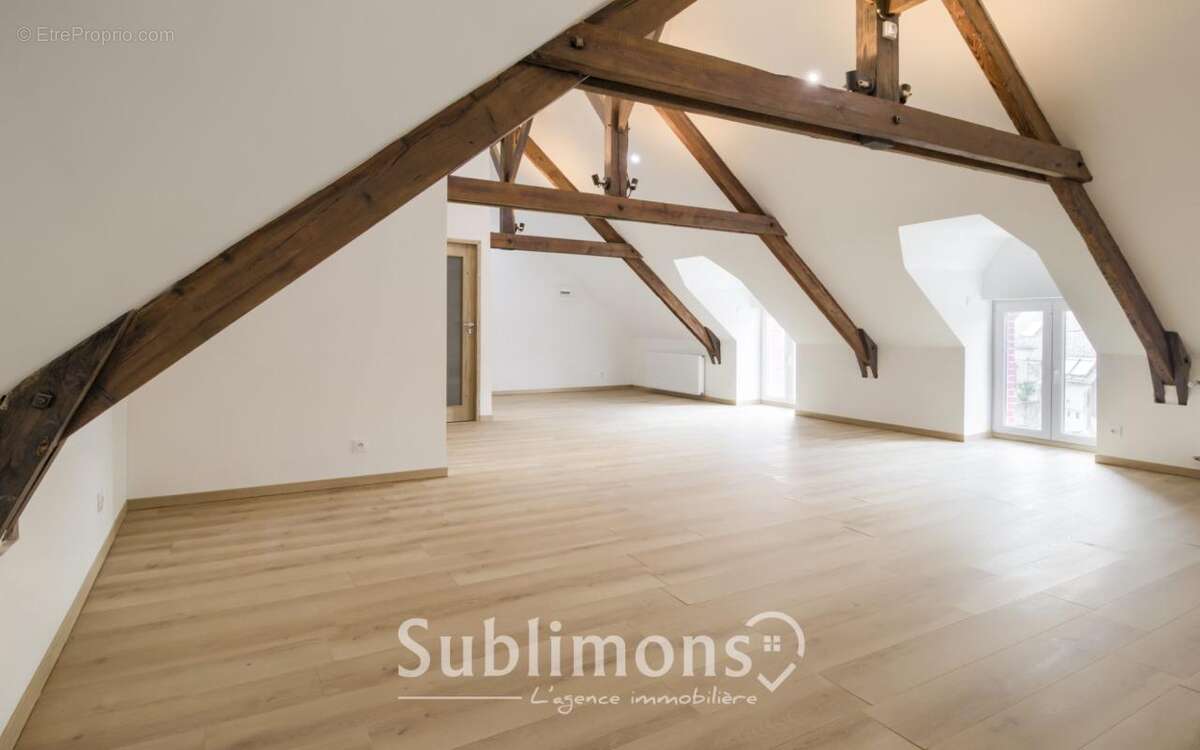 Maison à LOYAT