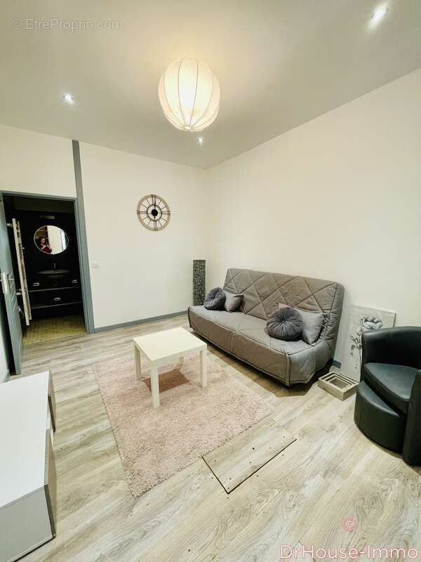 Appartement 380 m² à Sainte-Foy-La-Grande  - photo 28