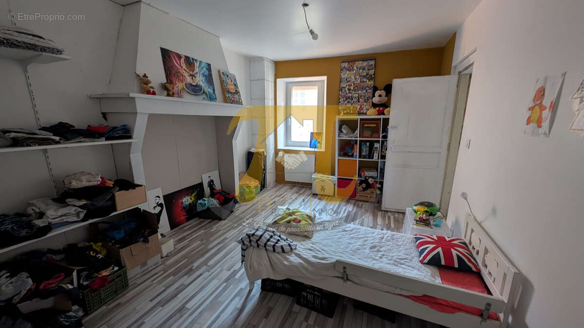 AURIAC-SUR-VENDINELLE   Grande maison familiale rénovée avec 5 chambres - photo 11
