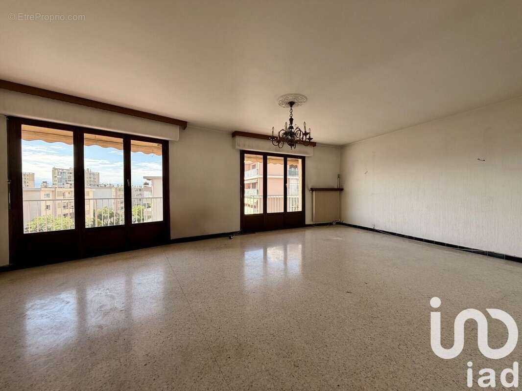 Photo 2 - Appartement à LA VALETTE-DU-VAR