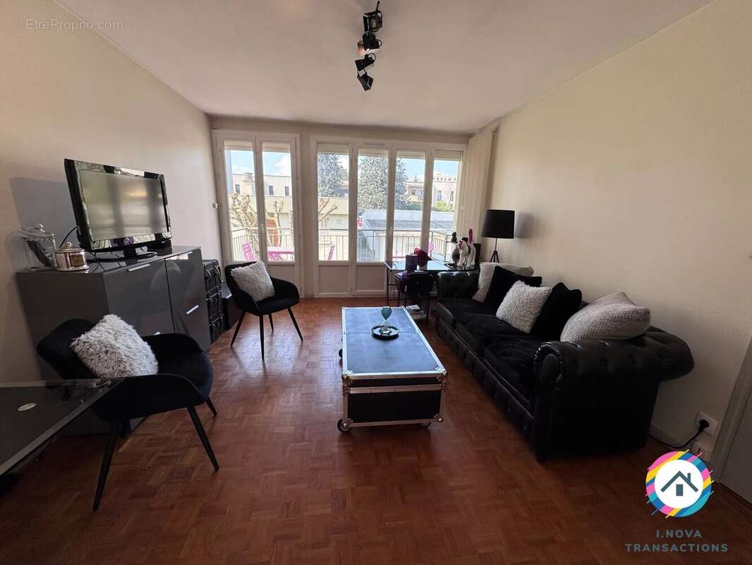 Appartement à VILLEFRANCHE-SUR-SAONE