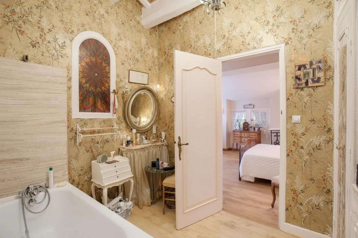 Maison de 5 pièces de 134 m² à Pézenas - photo 19
