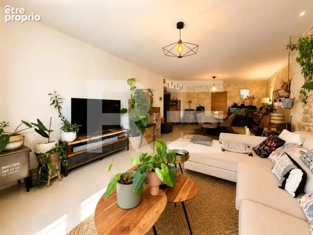Meynes  maison de village de 190 m²  4 chambres, bureau, jardin et parking - photo 3