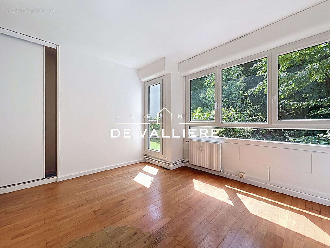Appartement à NANTERRE
