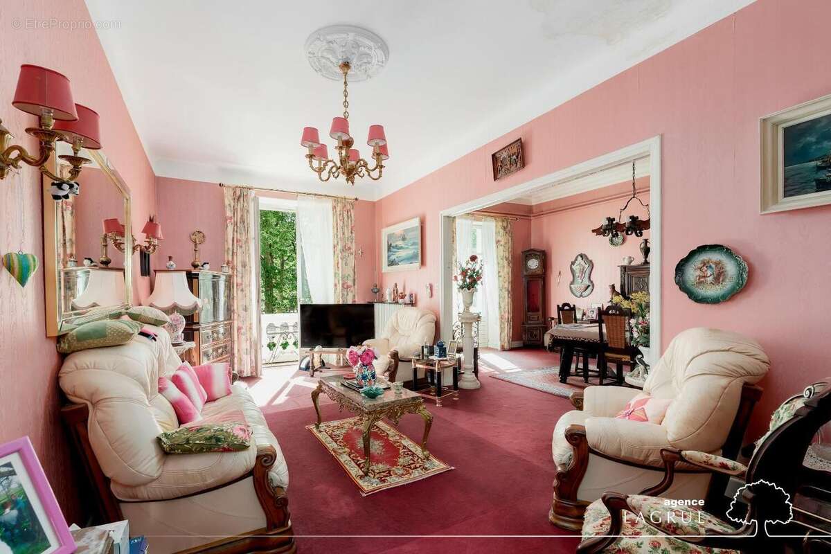   - Appartement à VICHY