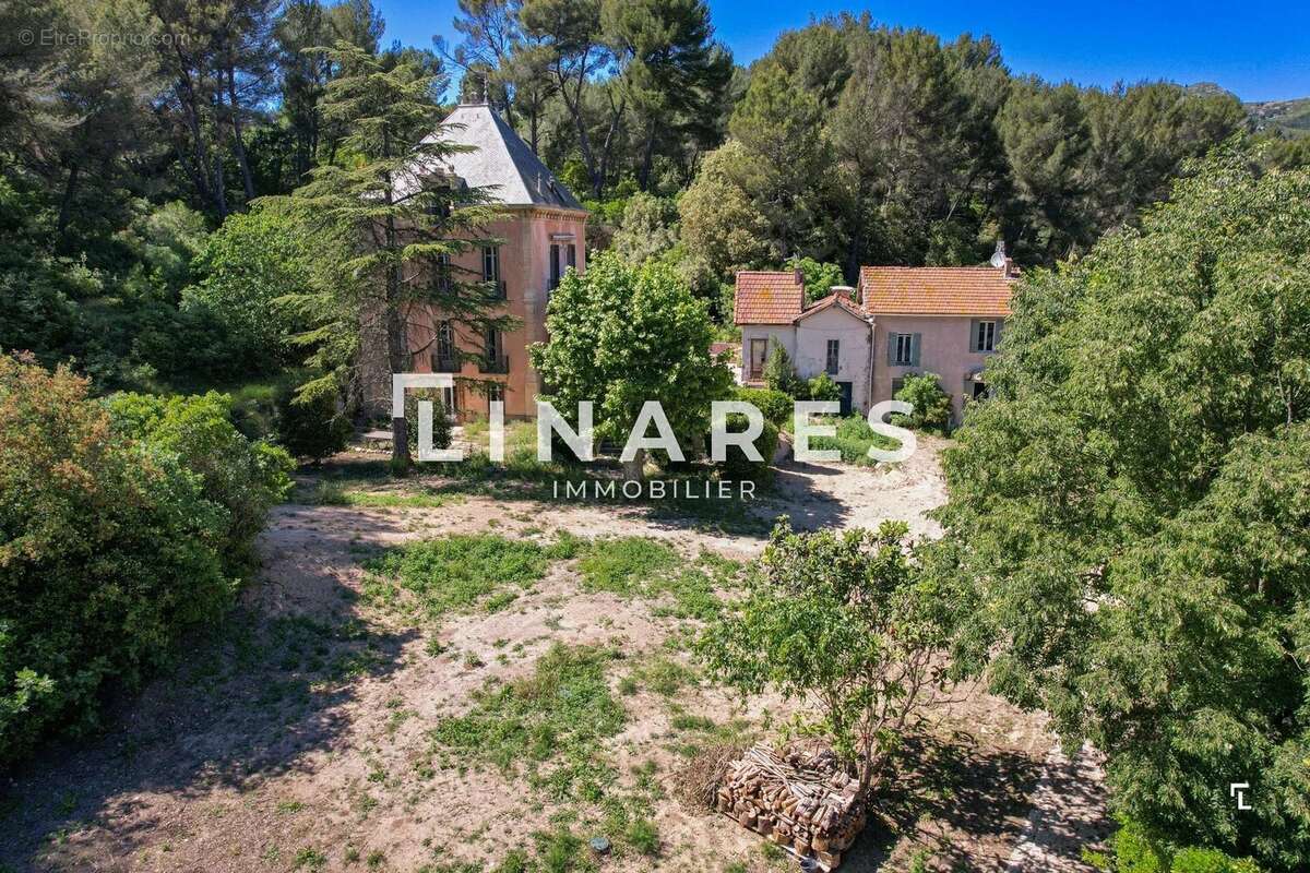 Maison à MARSEILLE-11E