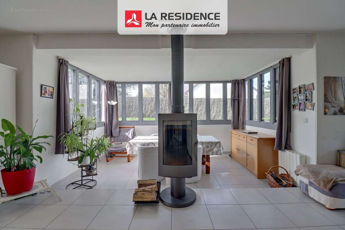 Maison 125 m² à Montfort-L'amaury  - photo 6