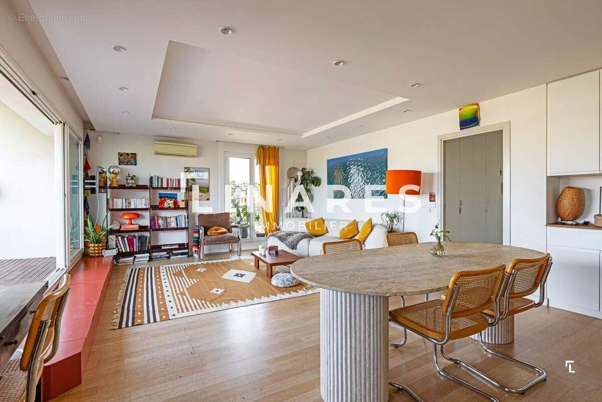 Appartement à MARSEILLE-8E