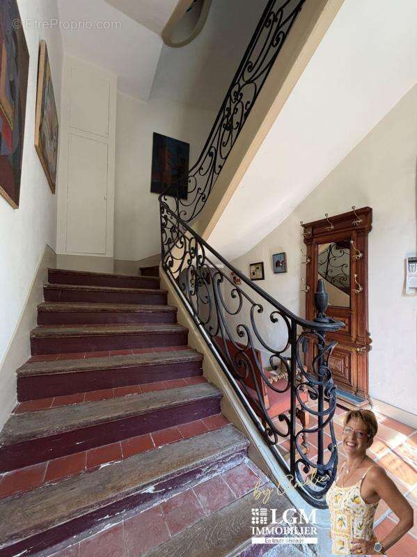 Demeure d'exception au cœur du vieux Château-Thierry -5 Chambres, un appartement - 319 m² d'histoire ! - photo 12