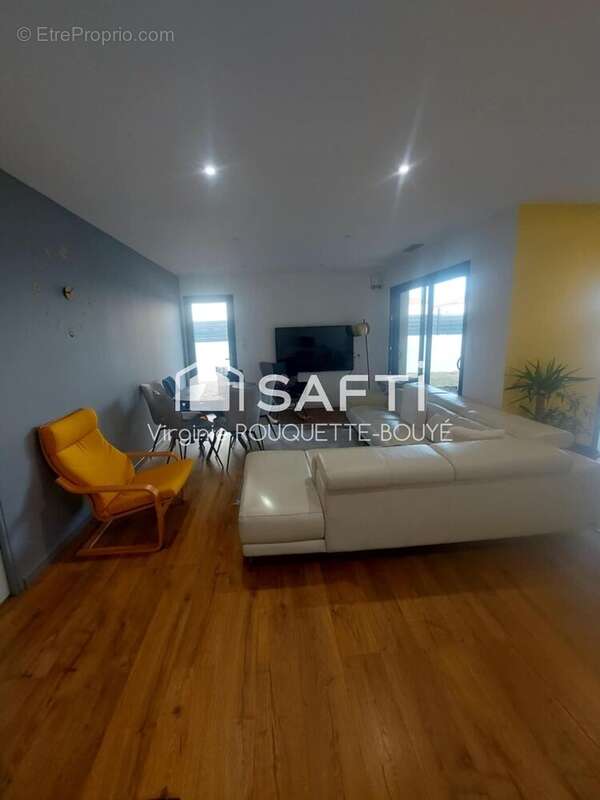 Photo 2 - Maison à SAINT-JUERY