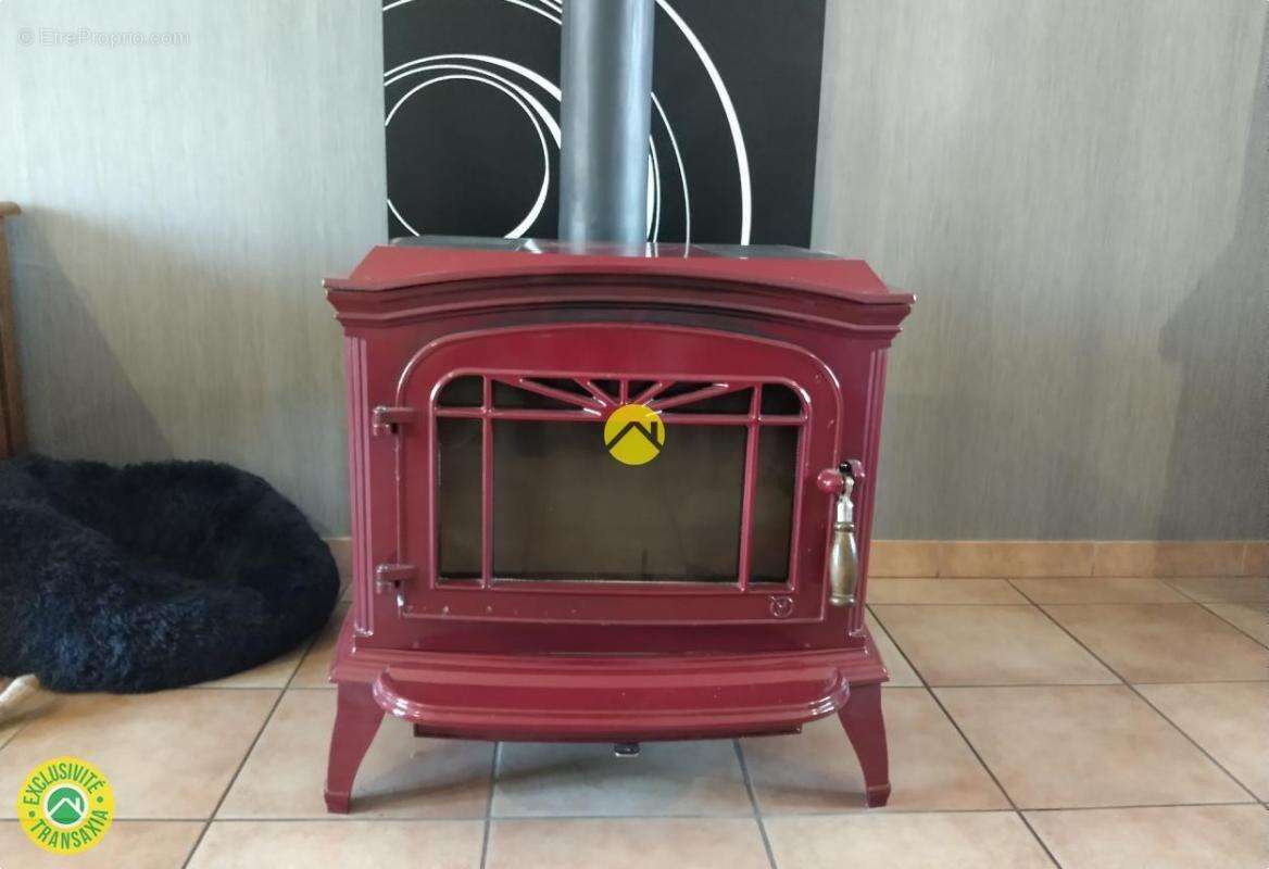 Maison à LE VEURDRE