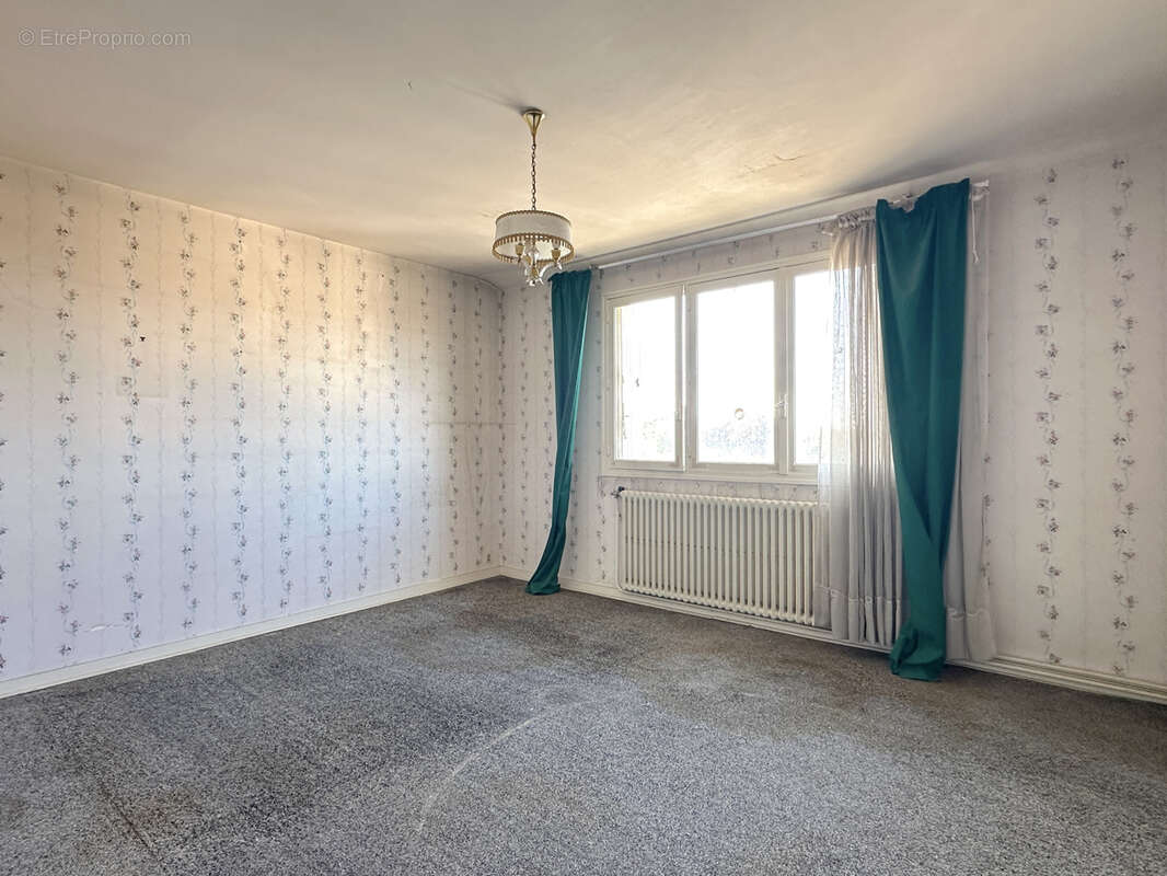 Maison à BUXEROLLES