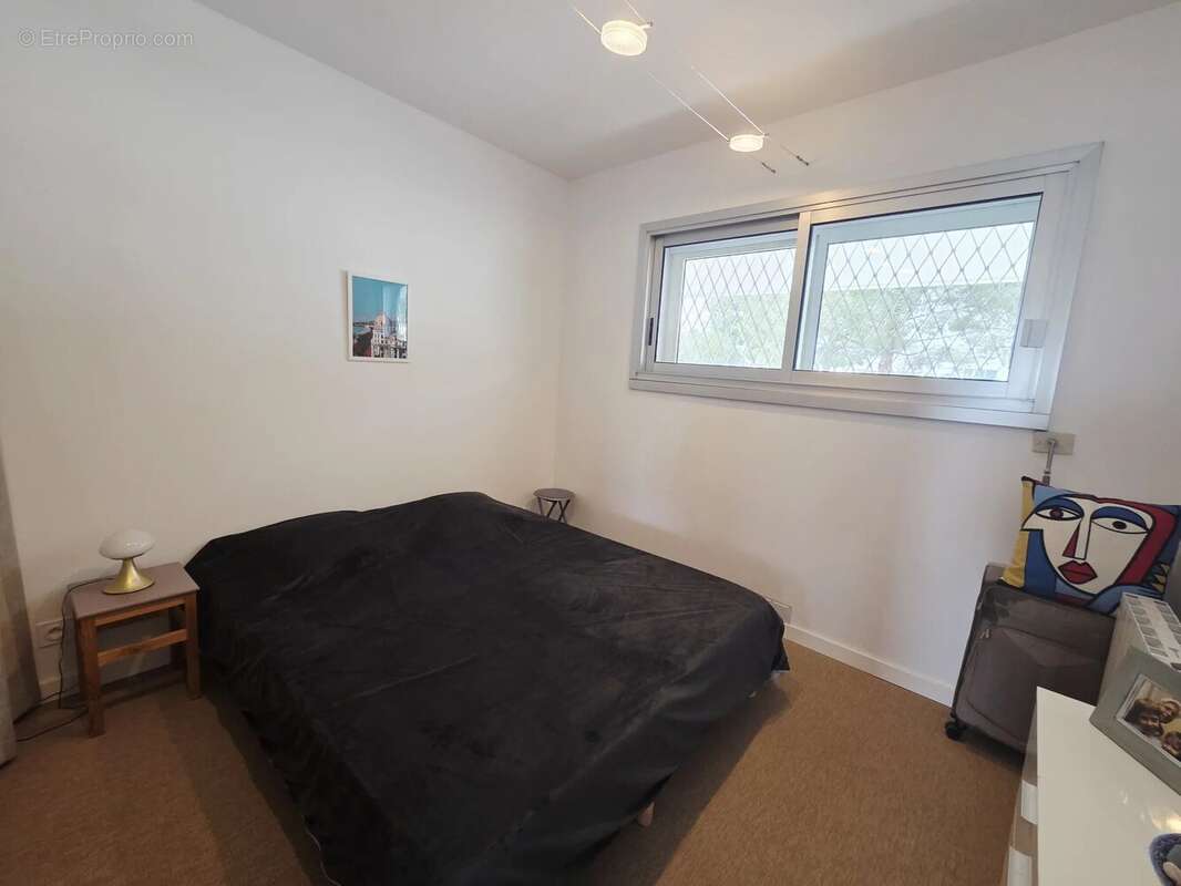 Appartement à VILLENEUVE-LOUBET