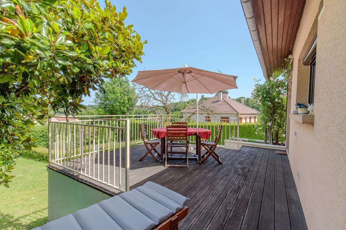 EXCLUSIVITE PROPRIETES-PRIVEES - Charmante maison rénovée et au coeur du Vexin - photo 3