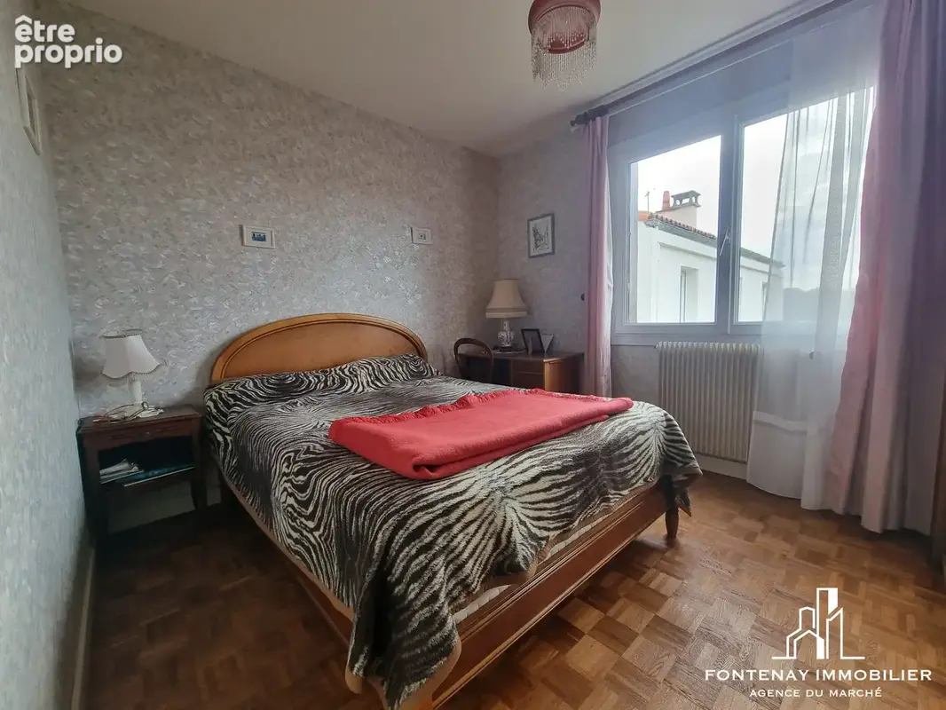 Maison 6 pièces 127 m² à vendre à Fontenay-Le-Comte (85200) - photo 7