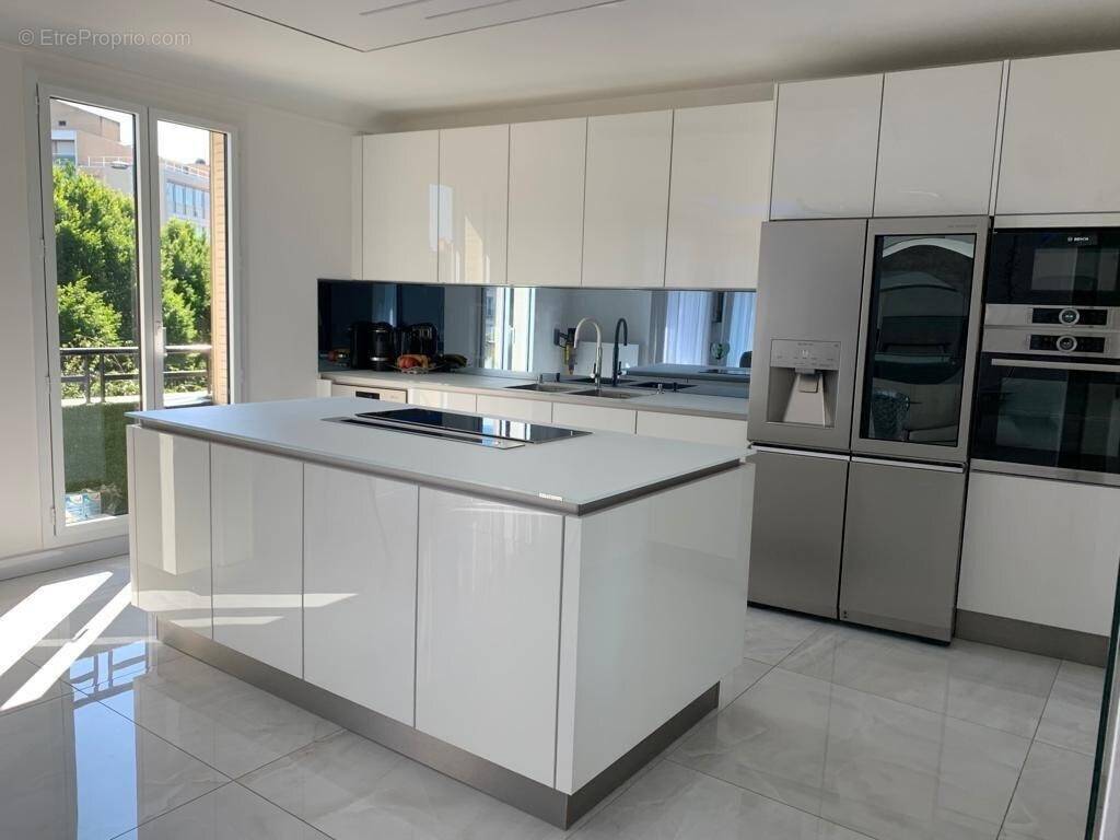 Appartement à NOGENT-SUR-MARNE