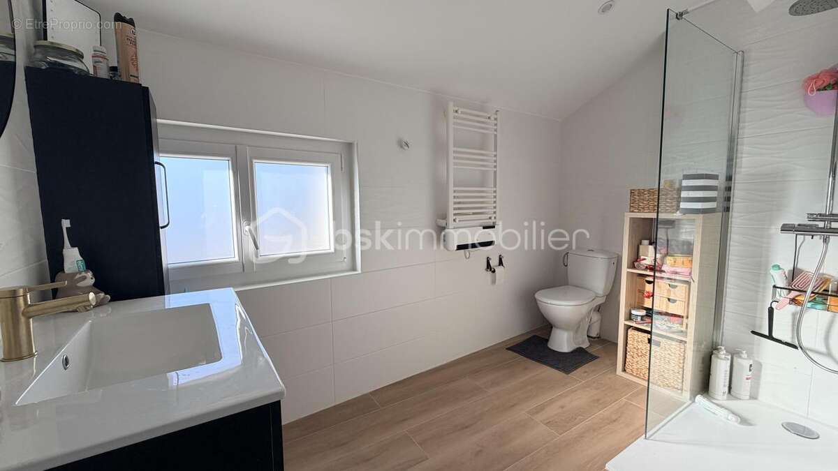 Maison entiérement rénovée avec garage - photo 22