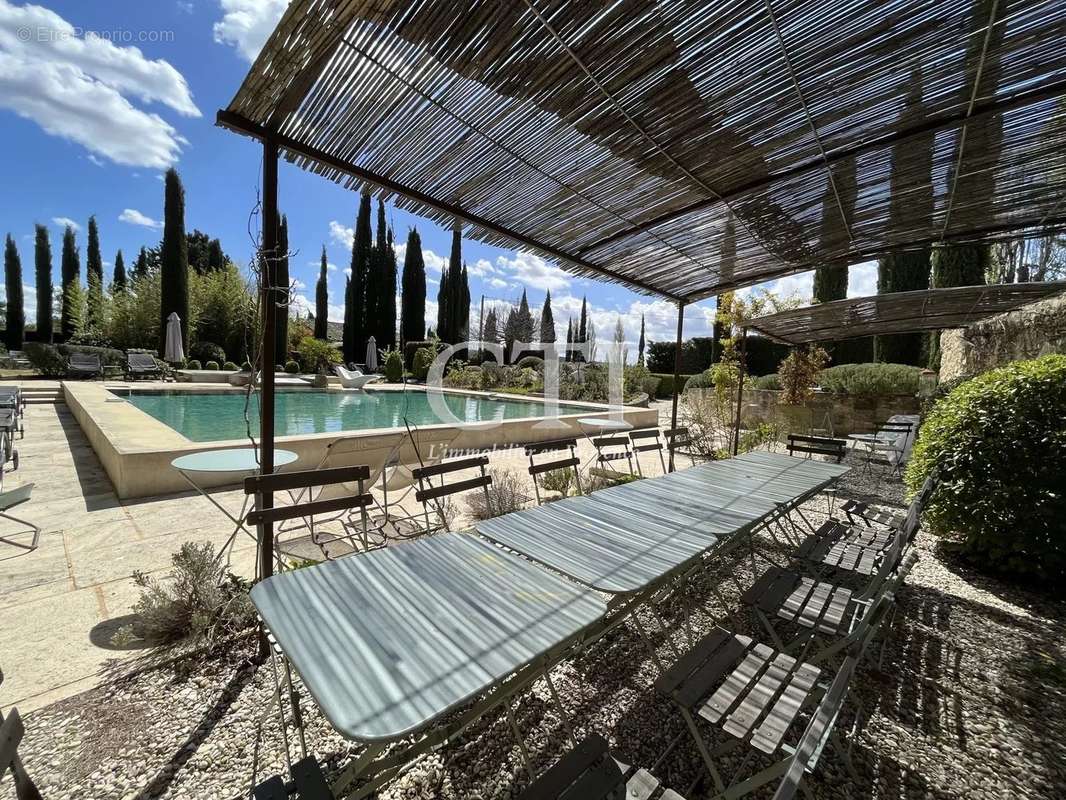 Maison à VAISON-LA-ROMAINE