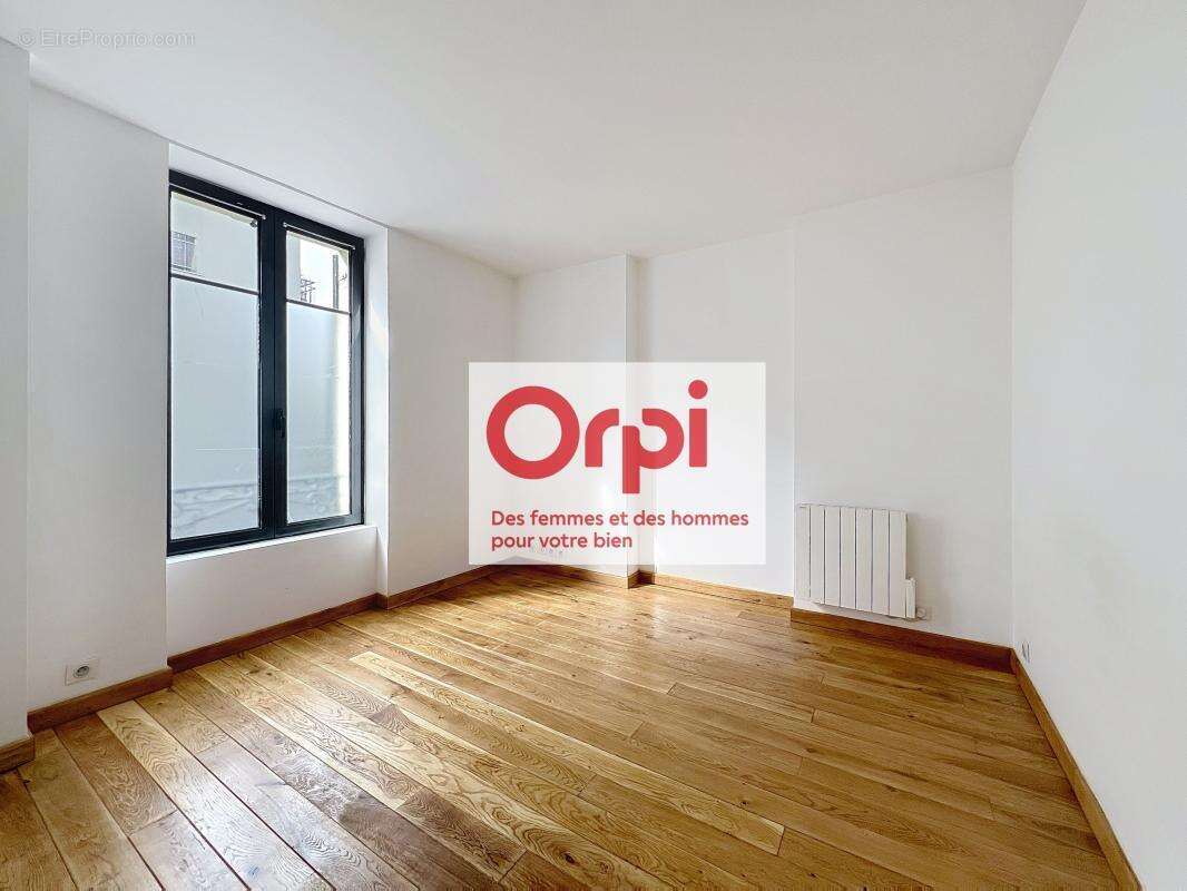 Appartement à ISSY-LES-MOULINEAUX