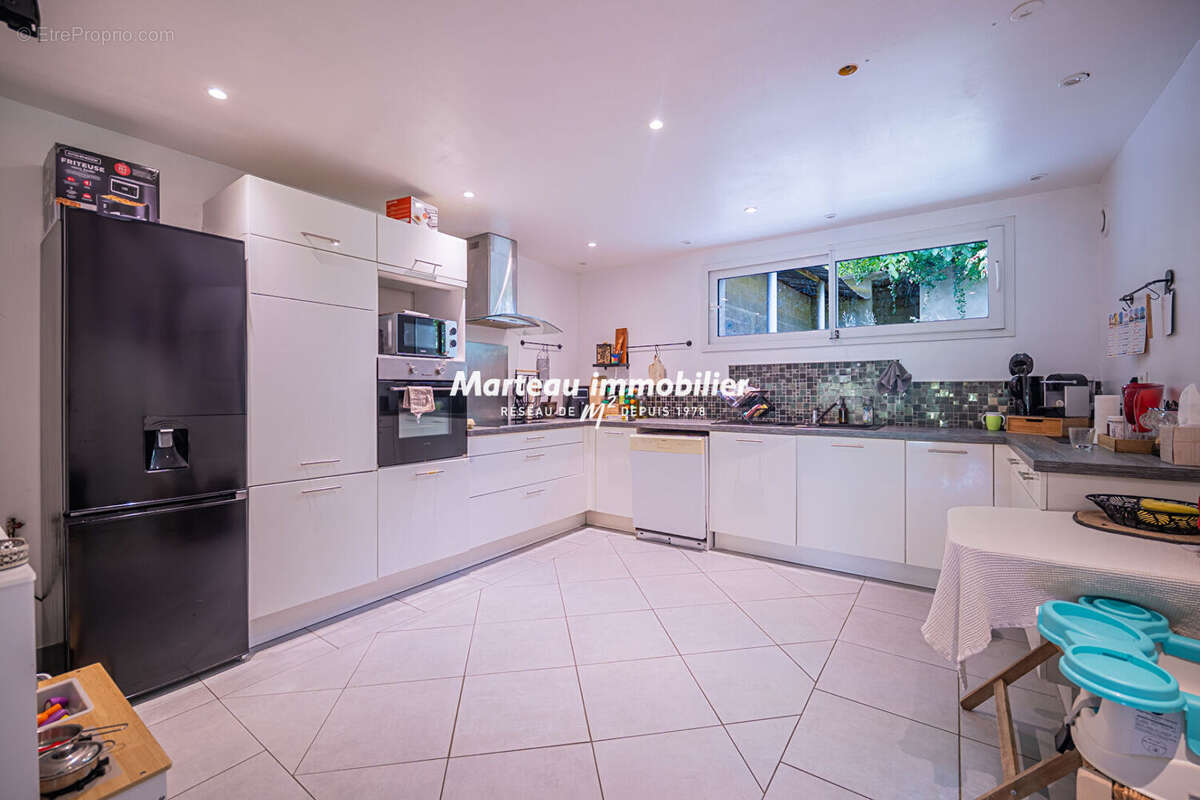 Maison à NEUVY-EN-CHAMPAGNE