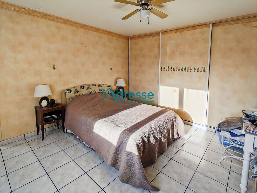 Maison à MONTREVAULT