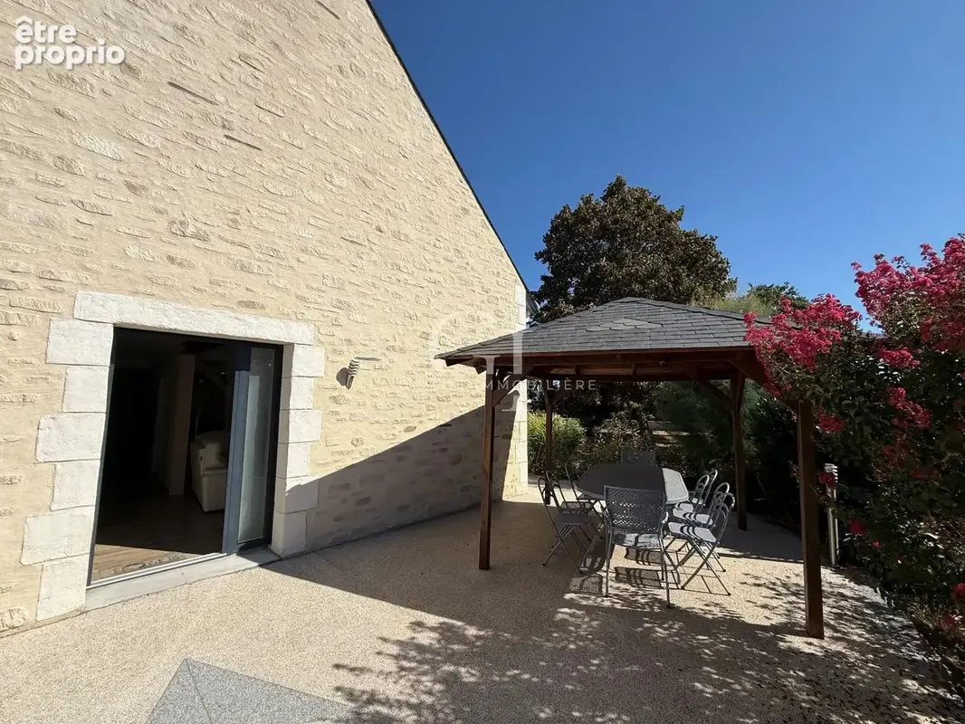 Maison 7 pièces 232 m² à vendre à Brain-Sur-L'authion (49800) - photo 3