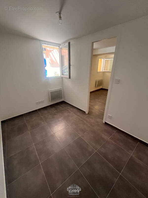 Appartement à MARSEILLE-2E