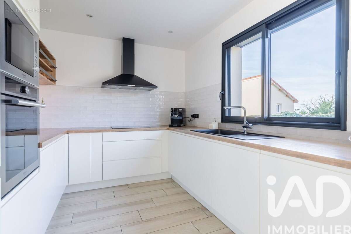 Photo 6 - Maison à MORANGIS